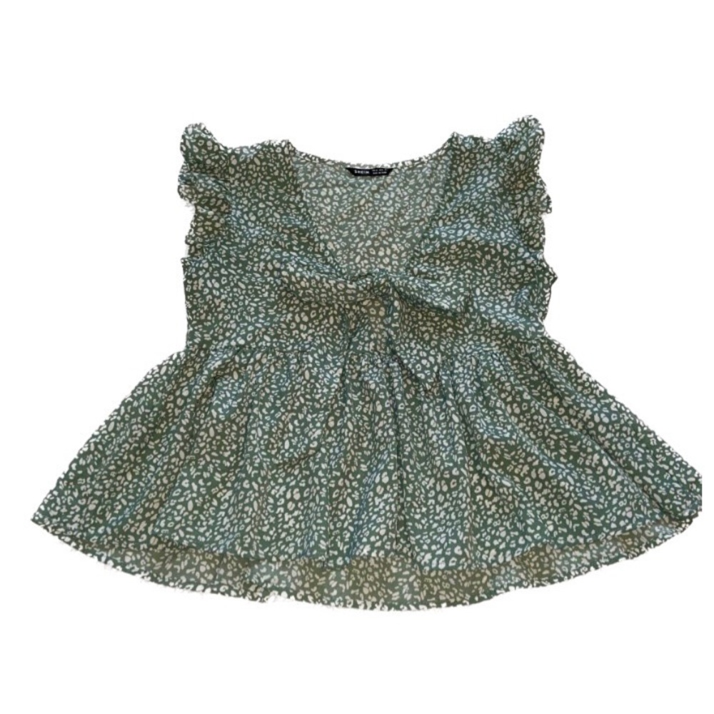 SHEIN Cheetah Top